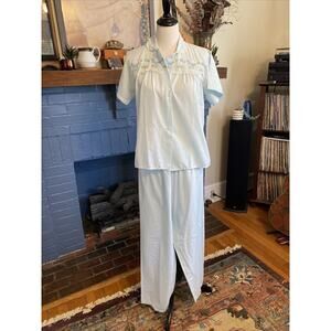Vintage PHILMAID Two Piece PAJAMA SET SIZE 36 Embroidered M/ L Daisy Women’s